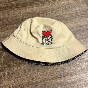 H&M x Keith Haring reversible bucket hat